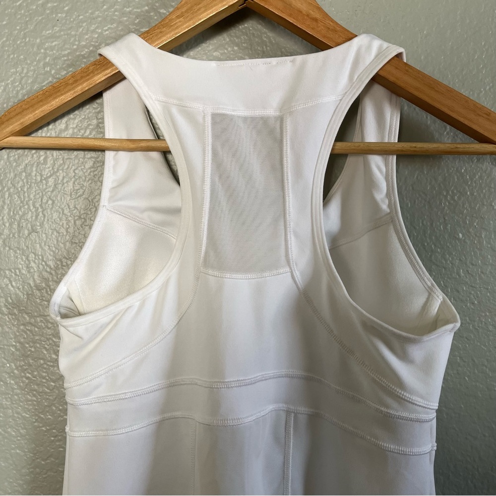 Athleta Workout Top Medium Fuchsia White Tank Racerback Built In Wireless Bra - Picture 6 of 8